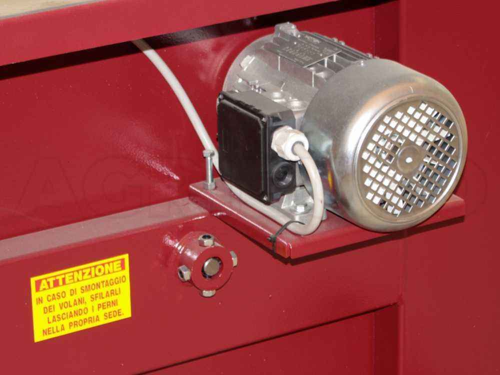 AgriEuro 500 RE Trifase – Sega a Nastro Professionale Elettrica 400V Ø500 mm