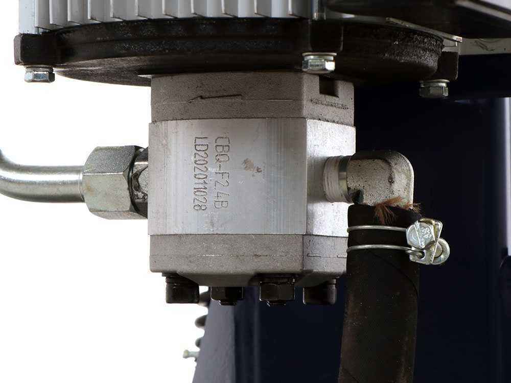 BullMach BM-LS-E 11V – Spaccalegna Elettrico Verticale 11 Tonnellate