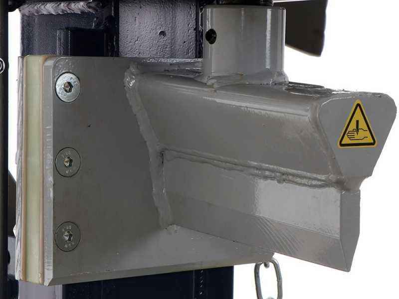BullMach BM-LS-PTO 22 V – Spaccalegna a Trattore Verticale 22 Tonnellate
